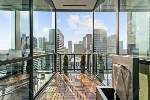 1211 Caroline Street #PH2002